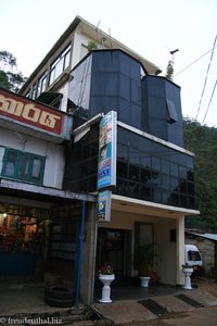 eine noble Fassade des Hotels in Dalhousie