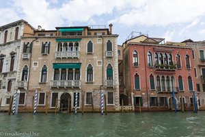 Schöne Palazzi entlang dem Canal Grande