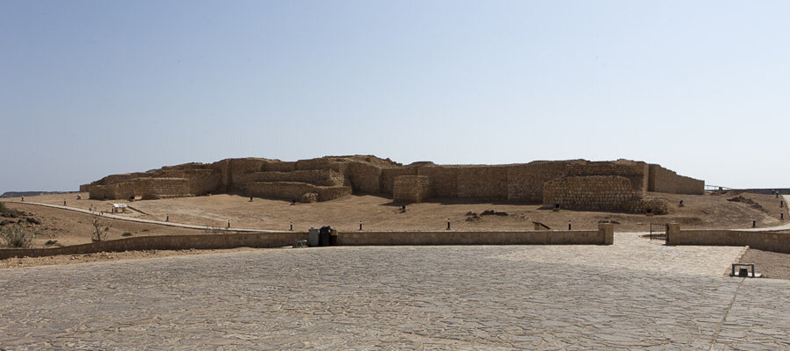 Sicht auf die Ausgrabungsstätte des Weihrauchhafens von Samharam im Oman