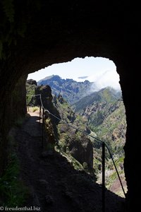 Tunnel auf dem Rückweg um den Pico das Torres