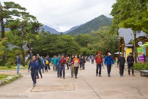 Der Seoraksan Nationalpark ist bei den Koreanern sehr beliebt