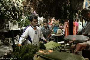 Palmenblätter zum Verkauf - Mercado Central