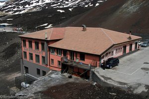 Bar Ristorante unterhalb des Crateri Silvestri