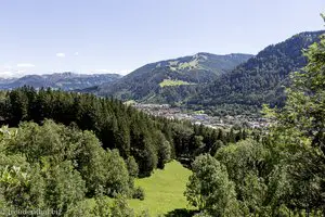 Aussicht von der Ruine Hugofels auf Immenstadt und den Mittagberg