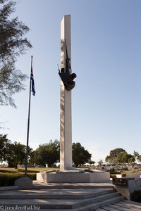 Kriegerdenkmal beim Cementerio Tomás Acea