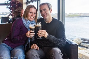 Anne und Lars im Café Fjarå