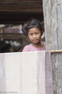 Mädchen der Lao Loum am Mekong in Laos
