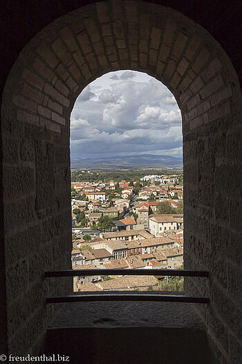 auf den Wehrgängen von Carcassonne