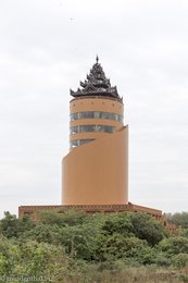 der Nan Myint Tower von Bagan