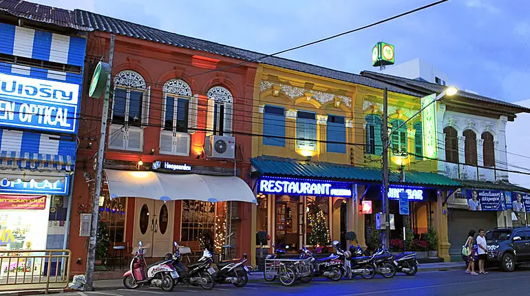 restaurierte Altbauten in Phuket Town