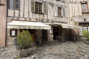 Restaurants in Conques