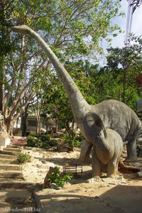 Khao Takiab - Dino-Skulpturen