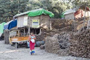 im Dorf am Irrawaddy bei Mandalay