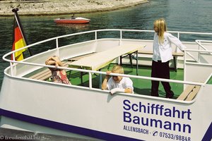 die Kinder toben schon über die Alet