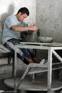 Töpfer bei der Arbeit in der Königsstadt Fès