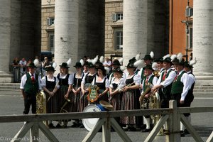 Gruppenfoto auf dem Petersplatz