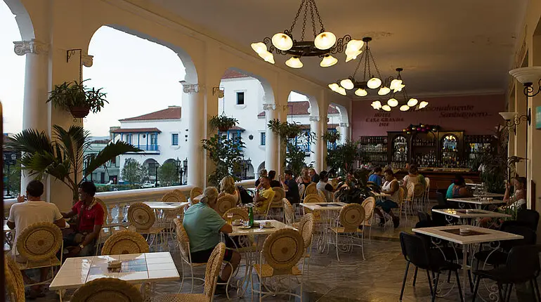 Bar vor dem Restaurant des Casa Granda in Santiago de Cuba