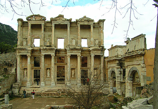 Celsus-Bibliothek in Ephesos im Westen der Türkei