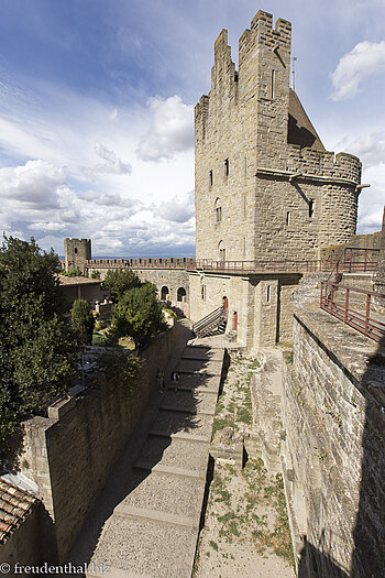 auf der Gallo-romanischen nördlichen Stadtmauer von Carcassonne