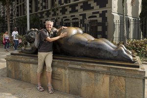 Lars und die Mujer con espejo, die Frau mit Spiegel von Botero.