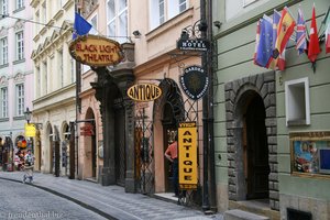 Schwarzlichttheater von Prag