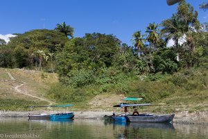 wieder bei den Ausflugsbooten beim Embalse Hanabanilla