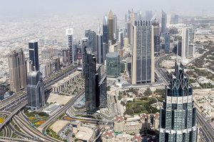 Sicht auf die Hochhäuser von Dubai - Burj Khalifa