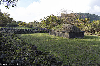Hügelgräber im Jeju Stone Park