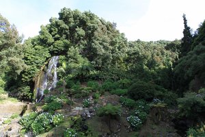 Blick vom Restaurant zum Ribeira dos Caldeiroes