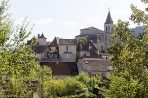 das kleine Straßendorf Cabrerets