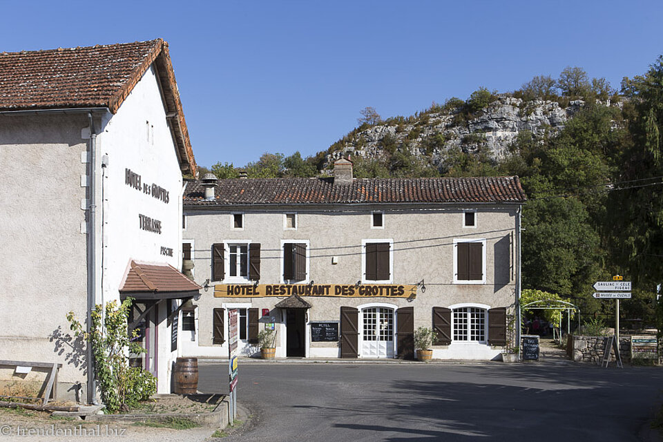 das hübsche Hotel Restaurant des Grottes in Cabrerets