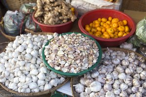 Knoblauch auf dem Mani Sithu Market von Bagan