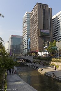 Bürogebäude am Cheonggyecheon