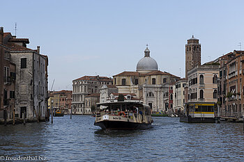 Im Vaporetto über den Canal Grande nach Lido