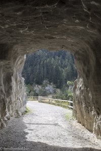 im Tunnel des Camino les Pardines