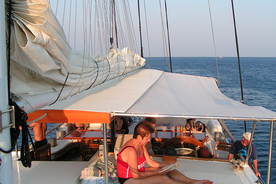 Erholung an Deck des Gulets Atlantis