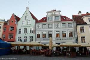alte Handelshäuser in Tallinn, neue Restaurants
