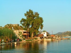 Uferweg des Dorfes Kaleücagiz