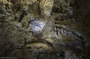 In der Schauhöhle von Sontheim