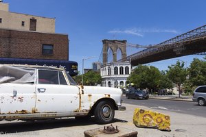 Blick auf die Brooklyn Bridge von den Brooklyn Heights