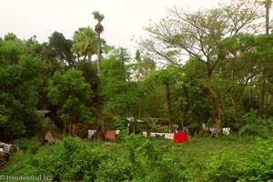 Ta Phrom Kel - Blick auf den benachbarten Wäscheplatz