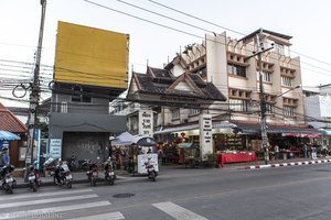 das Tor zum Night Bazaar in Chiang Rai
