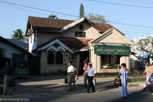 nur wenige Gebäude in Matara sehen so gut erhalten aus