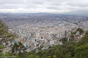 Aussicht vom Monserrate auf die Millionenstadt Bogota