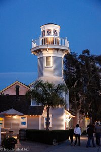 San Diego: Leuchtturm mit Restaurant im Seaport Village