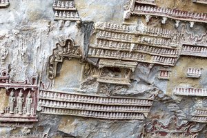 ... und noch viel mehr Relief-Buddhas bei der Kawgun-Höhle