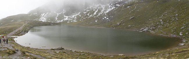 Baschalvasee im Nebel - 5-Seen-Wanderung beim Pizol