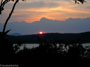 Sonnenuntergang bei Giritale