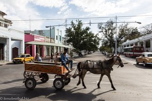 Pferdekutsche am Paseo del Prado von Cienfuegos