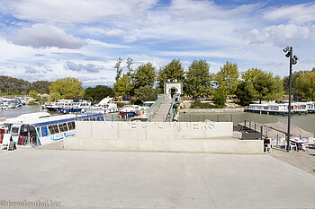 beim Hafen von Colombiers am Canal du Midi